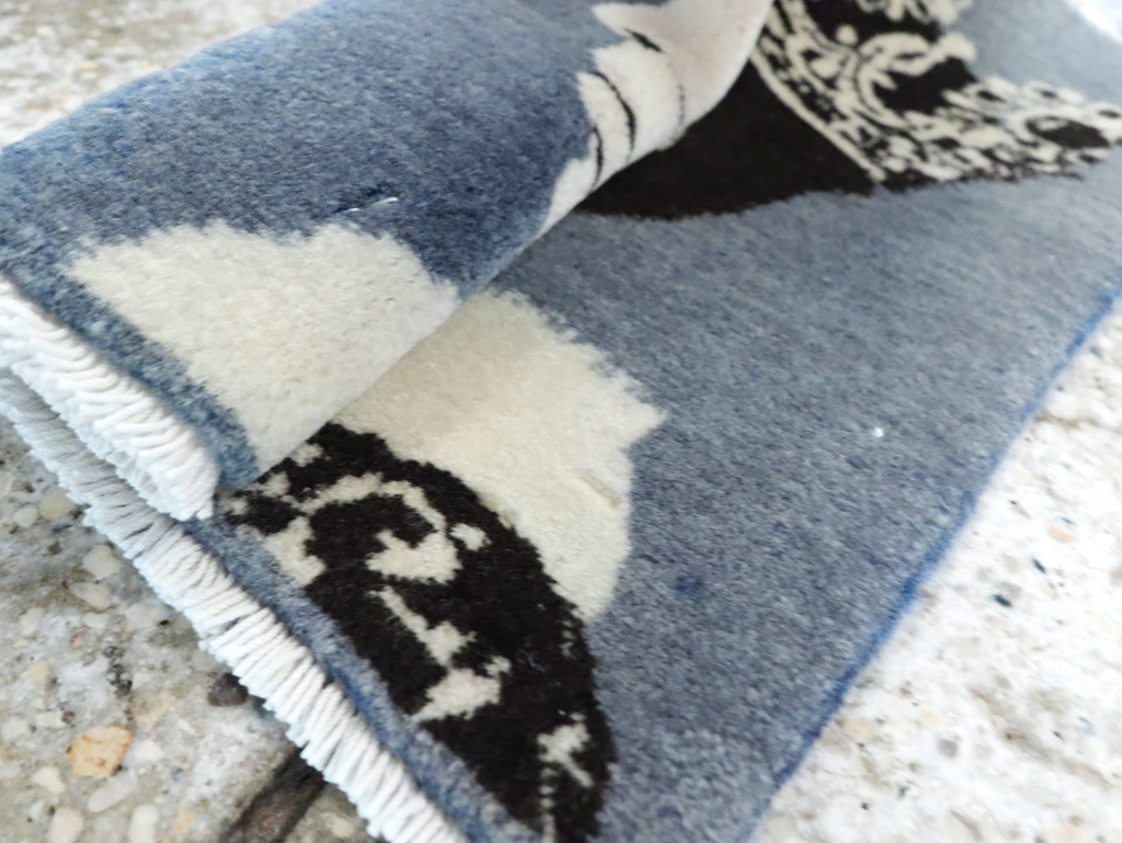 Vintage Persian Tabriz Pictorial Rug, No.28141 - Gsblank