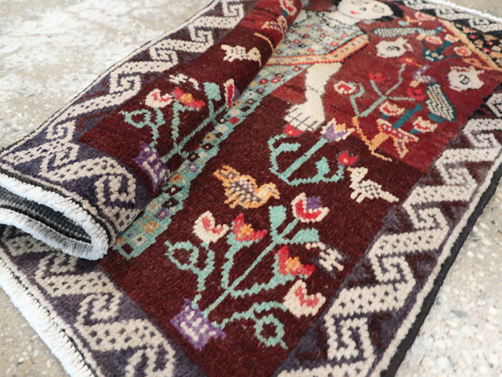 Vintage Persian Hamadan Pictorial Rug, No.28161 - Gsblank