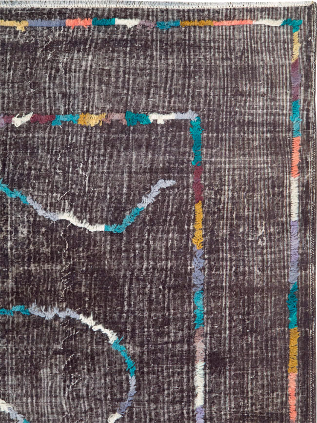 Modern Turkish Anatolian Distressed Room Size Carpet, No.28167 - Gsblank