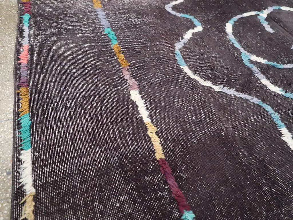 Modern Turkish Anatolian Distressed Room Size Carpet, No.28167 - Gsblank