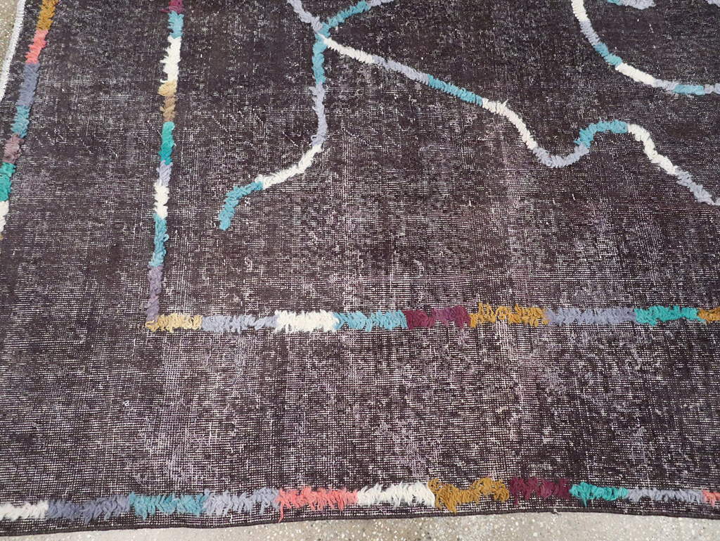 Modern Turkish Anatolian Distressed Room Size Carpet, No.28167 - Gsblank