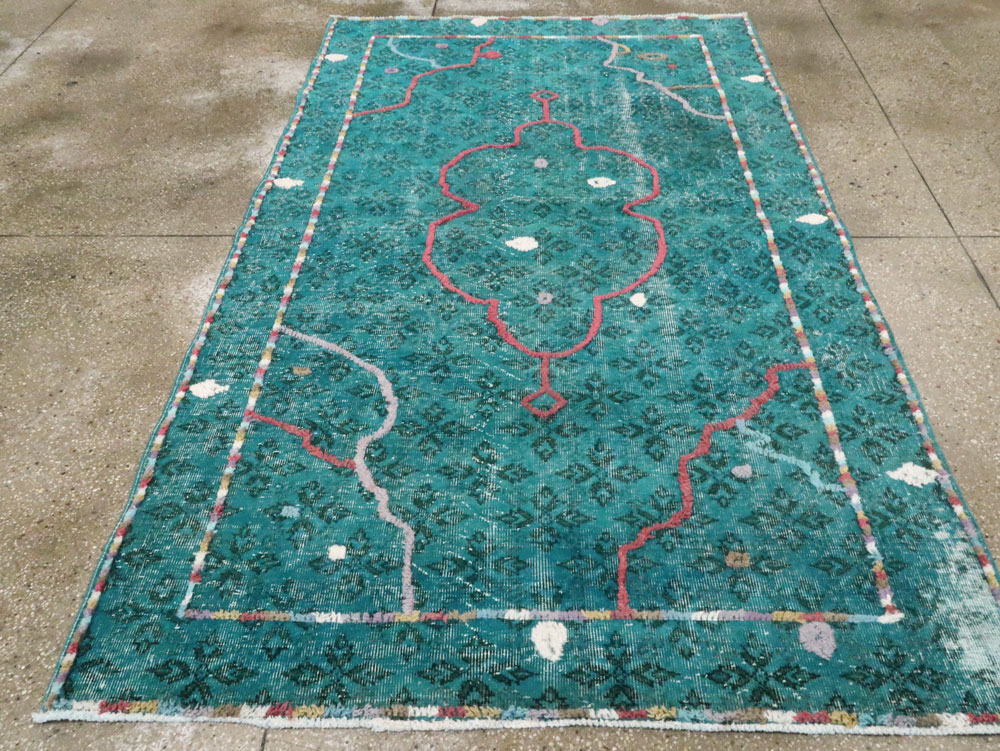 Modern Turkish Folk Rug, No.28169 - Gsblank