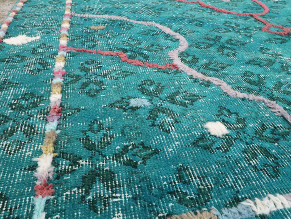 Modern Turkish Folk Rug, No.28169 - Gsblank