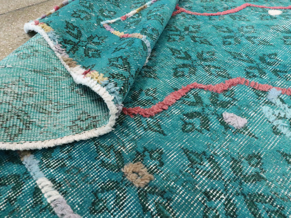 Modern Turkish Folk Rug, No.28169 - Gsblank