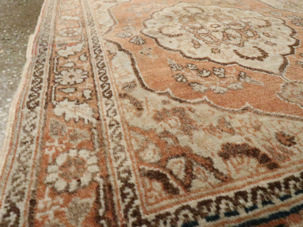Vintage Persian Tabriz Throw Rug, No.28172 - Gsblank