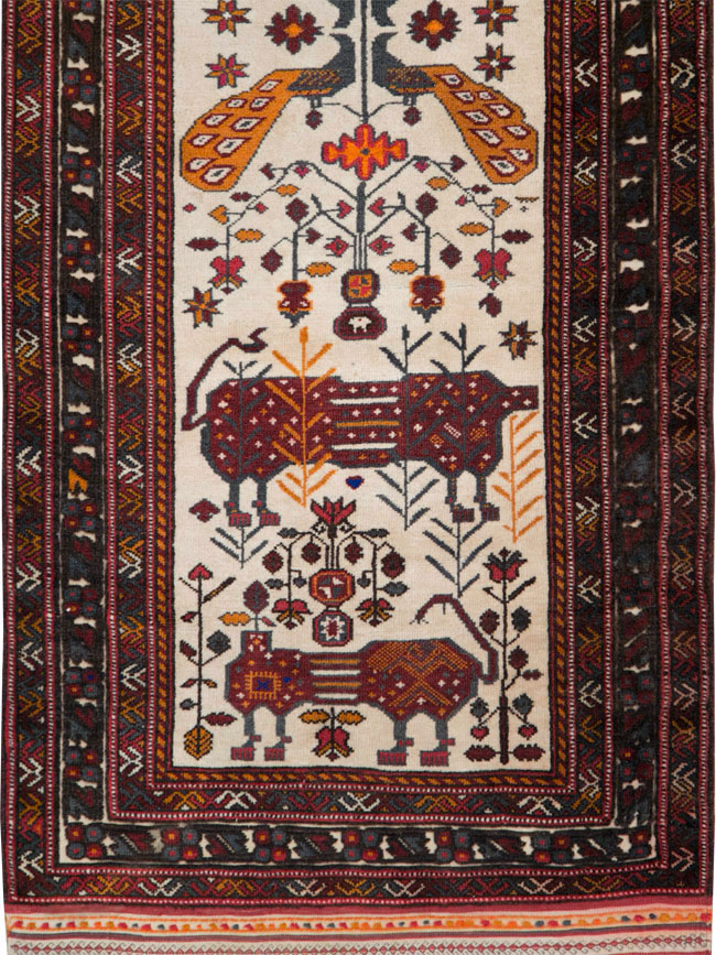 Vintage Persian Qashqai Runner, No.28183 - Gsblank