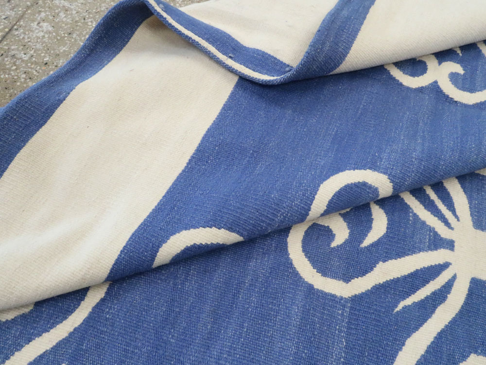 Modern Turkish Flatweave Room Size Carpet, No.28186 - Gsblank