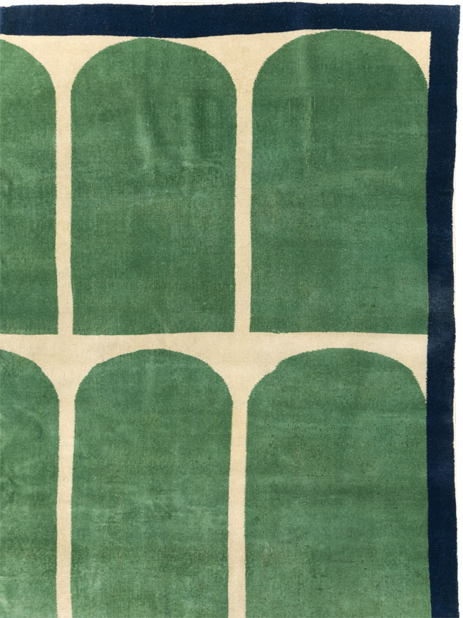 Vintage Turkish Art Deco Style Room Size Carpet, No.28191 - Gsblank