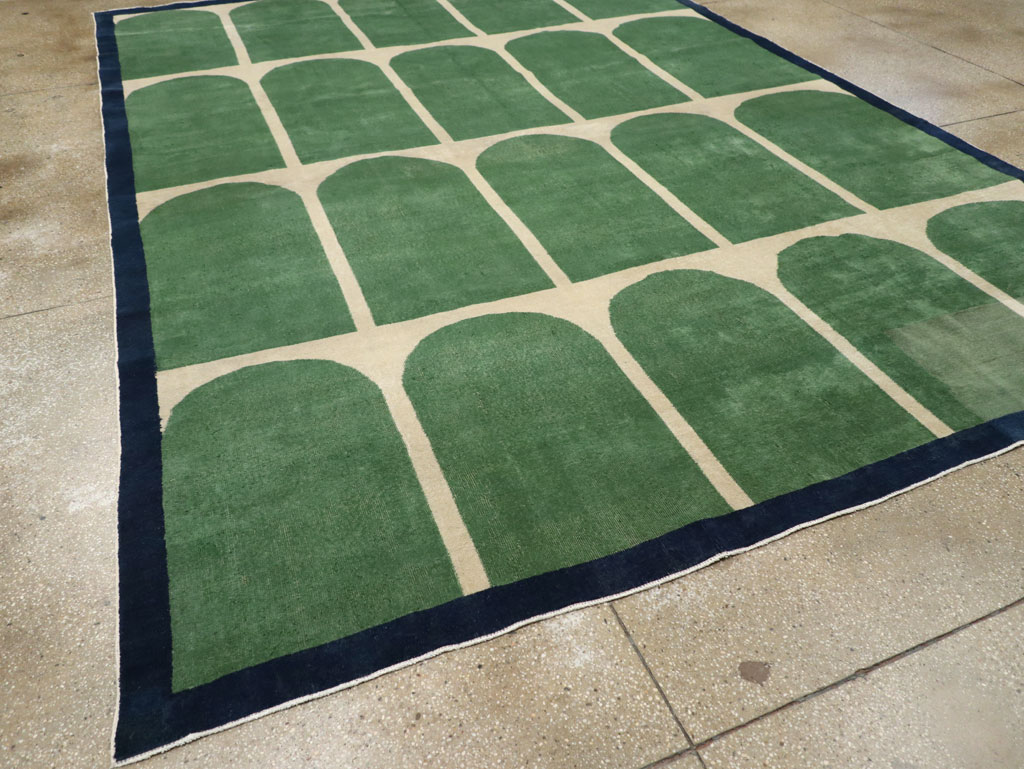 Vintage Turkish Art Deco Style Room Size Carpet, No.28191 - Gsblank