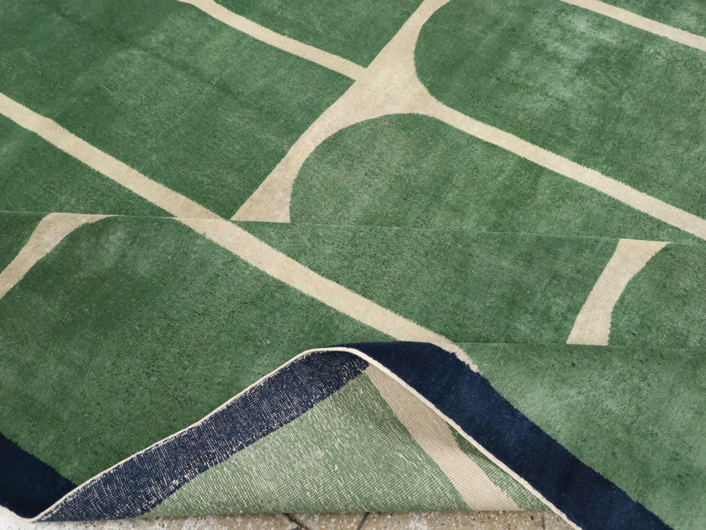 Vintage Turkish Art Deco Style Room Size Carpet, No.28191 - Gsblank