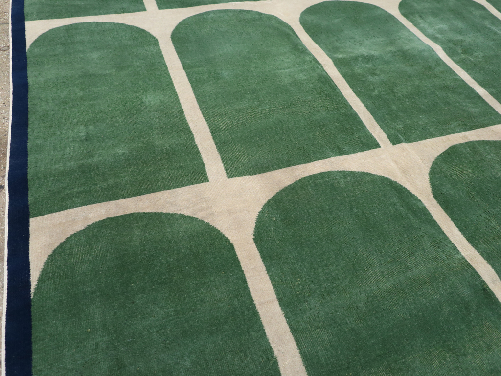 Vintage Turkish Anatolian Art Deco Style Room Size Carpet, No.28192 - Gsblank