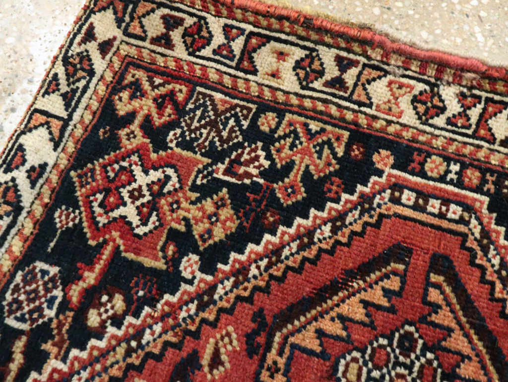 Antique Persian Qashqai Saddlebag (Khorjin), No.28219 - Gsblank