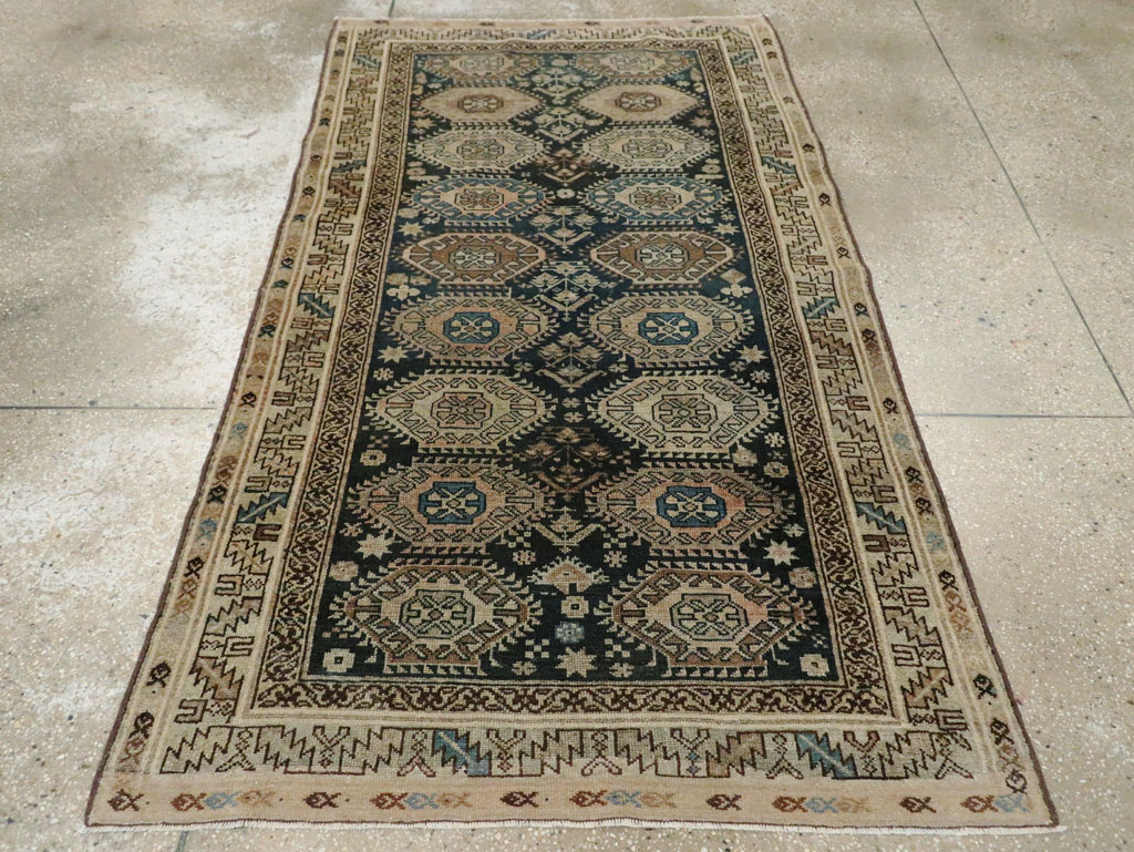 Antique Persian Malayer Rug, No.28228 - Gsblank