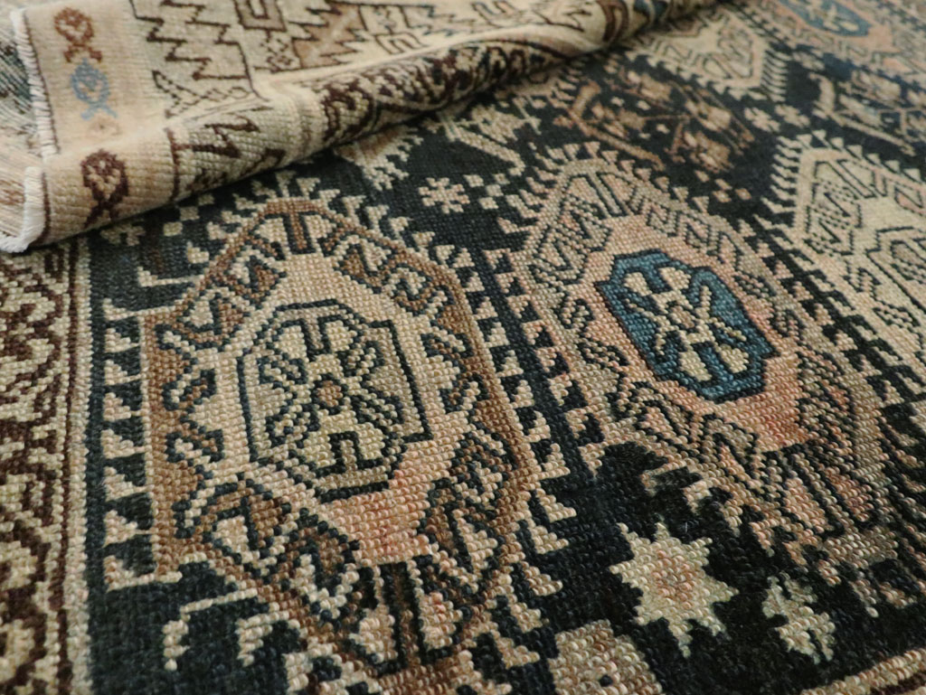 Antique Persian Malayer Rug, No.28228 - Gsblank