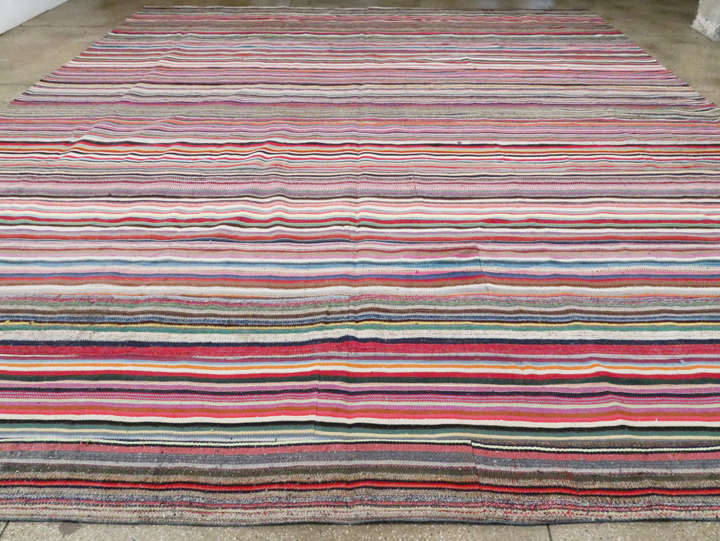 Modern Turkish Flatweave Rug, No.28249 - Gsblank