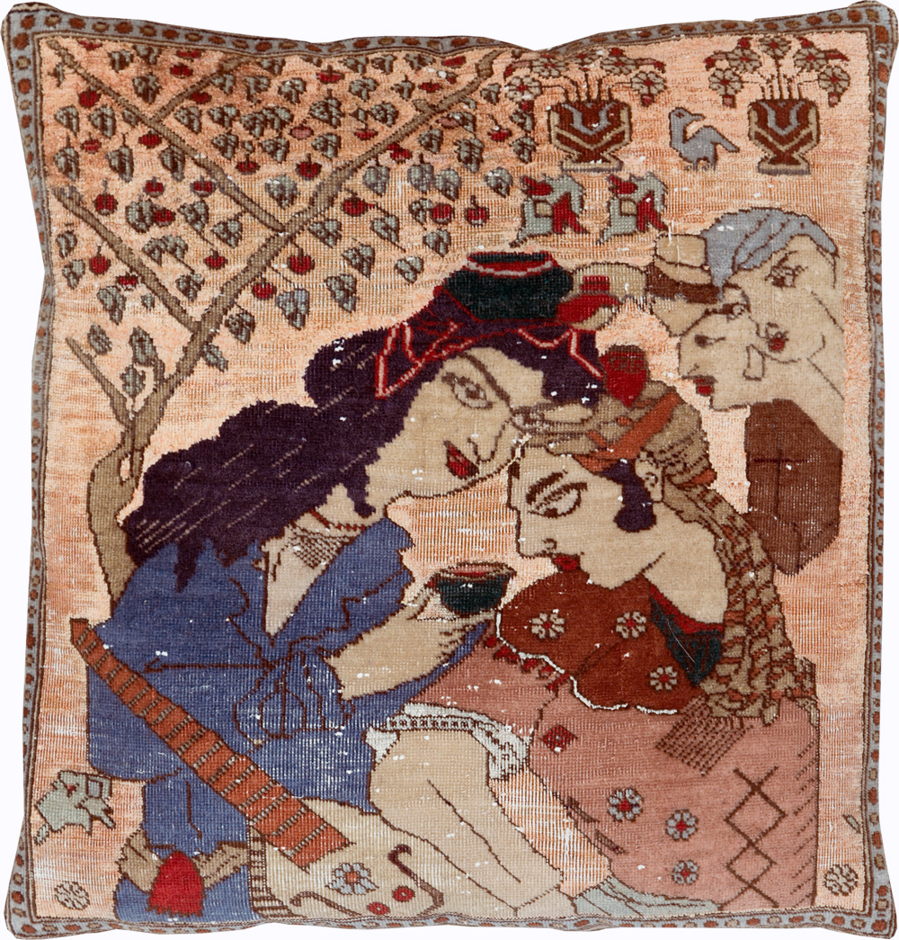 Antique Persian Tabriz Pictorial Pillow, No.28265 - Gsblank