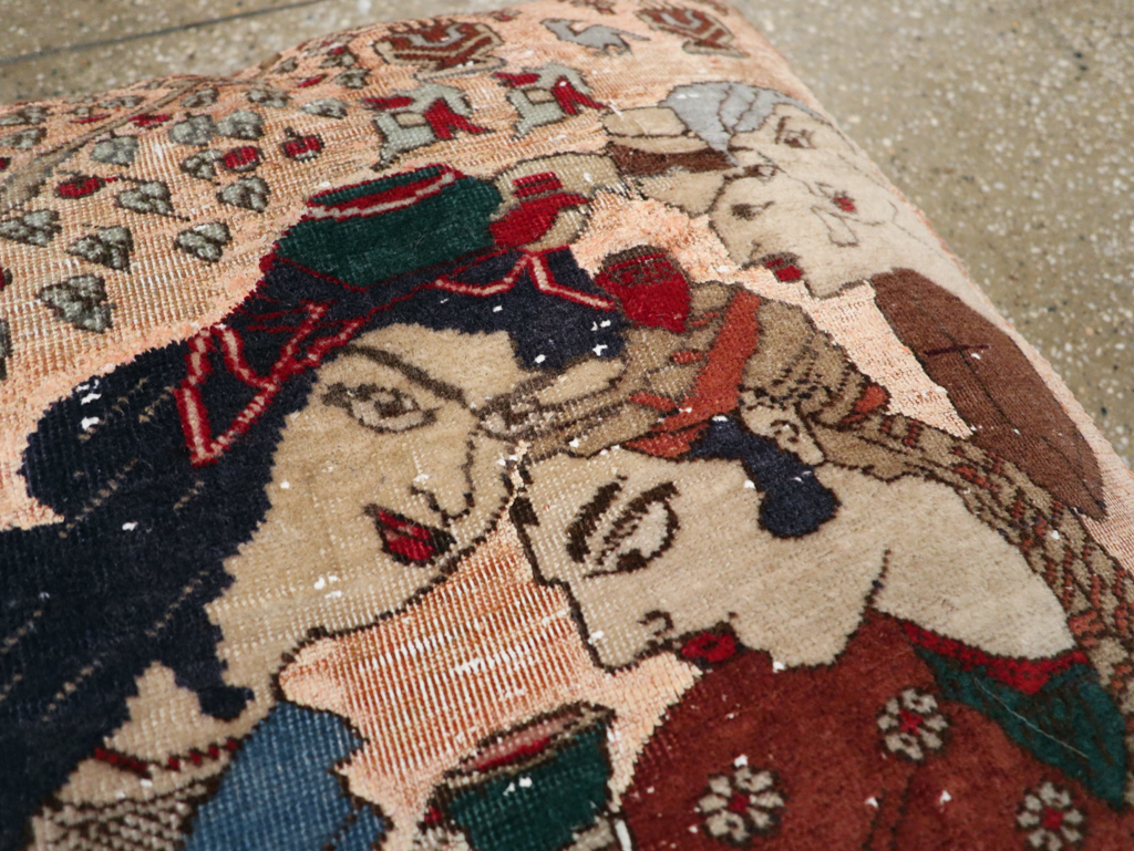 Antique Persian Tabriz Pictorial Pillow, No.28265 - Gsblank