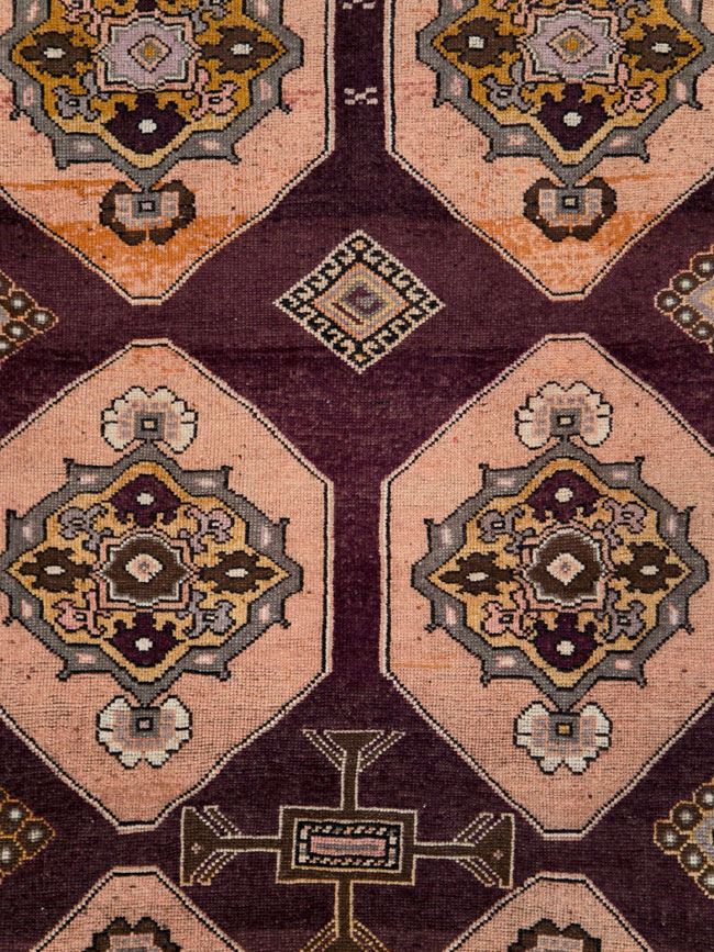 Vintage Turkish Anatolian Long Gallery Carpet, No.28269 - Gsblank