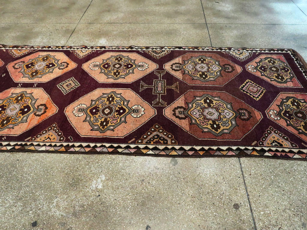 Vintage Turkish Anatolian Long Gallery Carpet, No.28269 - Gsblank