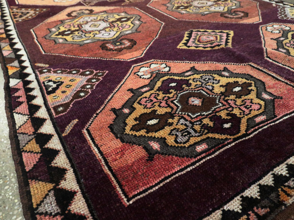 Vintage Turkish Anatolian Long Gallery Carpet, No.28269 - Gsblank