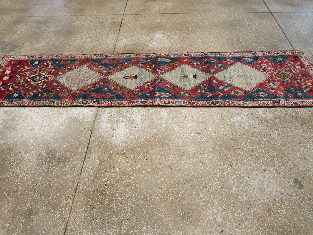 Vintage Persian Mahal Runner, No.28301 - Gsblank