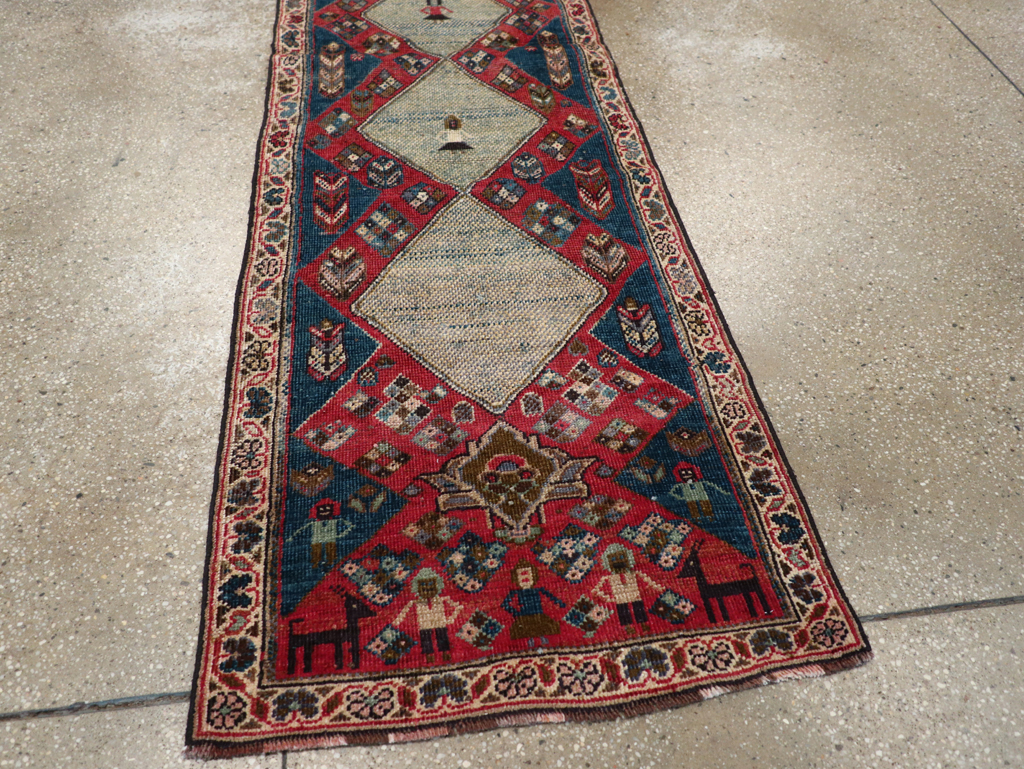 Vintage Persian Mahal Runner, No.28301 - Gsblank