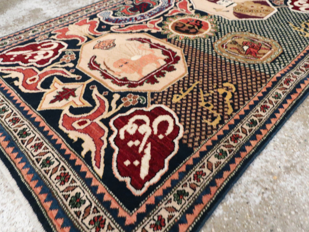 Vintage Persian Tabriz Pictorial Rug, No.28321 - Gsblank