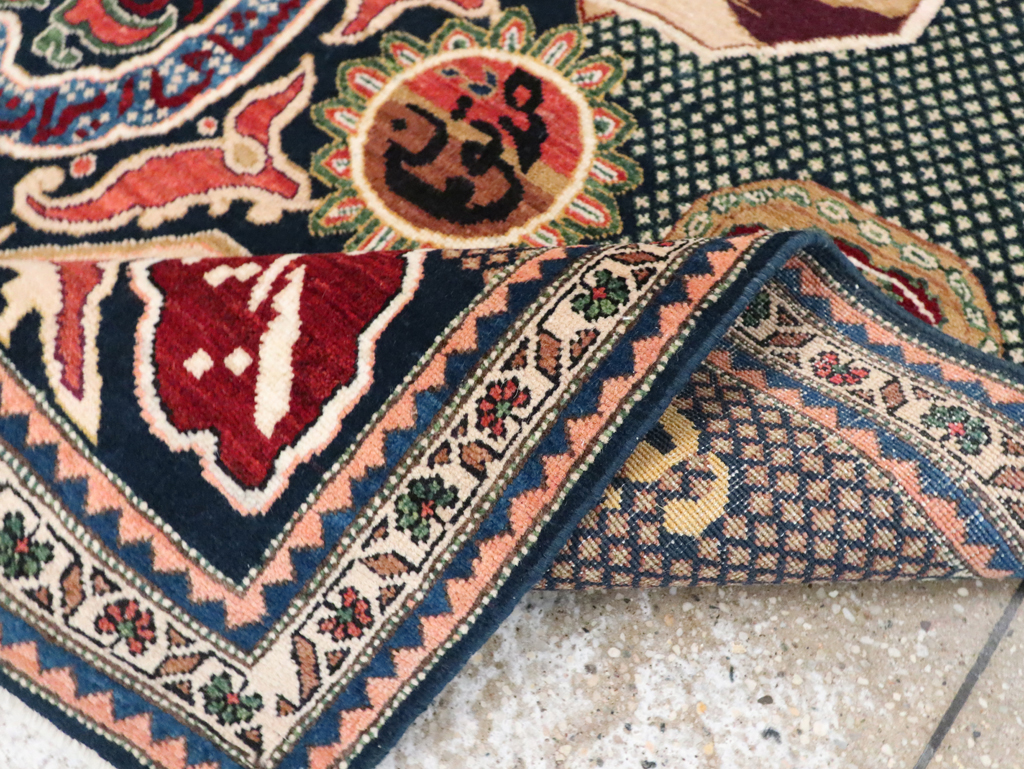 Vintage Persian Tabriz Pictorial Rug, No.28321 - Gsblank