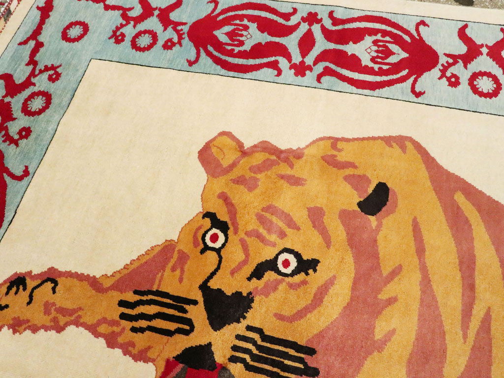 Modern Turkish Pictorial Carpet, No.28351 - Gsblank