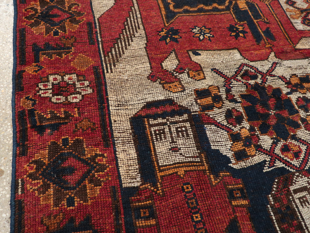 Vintage Persian Bakhtiari Rug, No.28362 - Gsblank