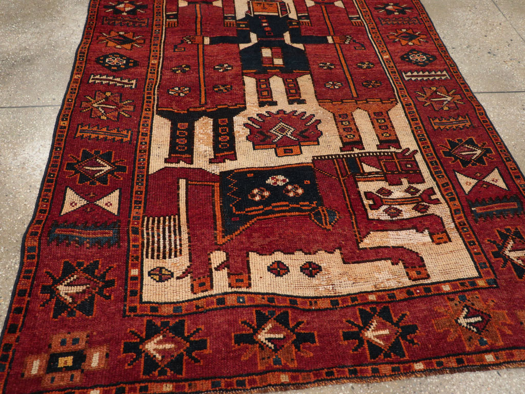 Vintage Persian Pictorial Bakhtiari Tribal Accent Rug, No.28363 - Gsblank