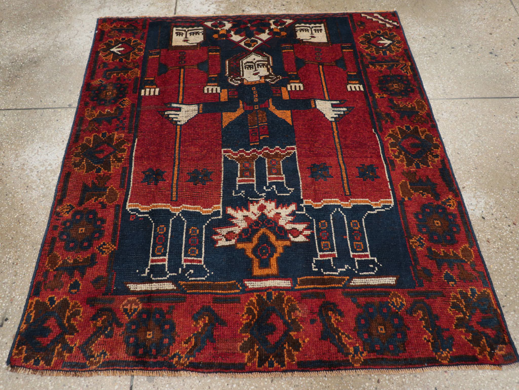 Vintage Persian Pictorial Bakhtiari Accent Rug, No.28364 - Gsblank