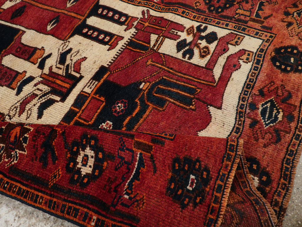 Vintage Persian Bakhtiari Pictorial Rug, No.28365 - Gsblank