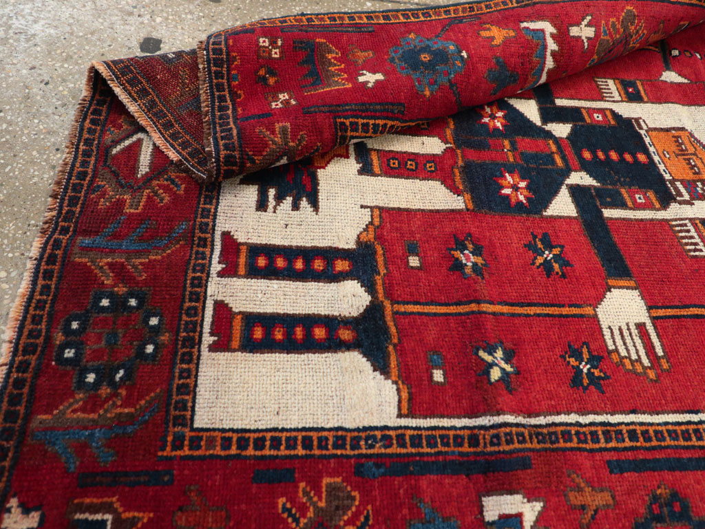 Vintage Persian Bakhtiari Pictorial Rug, No.28367 - Gsblank