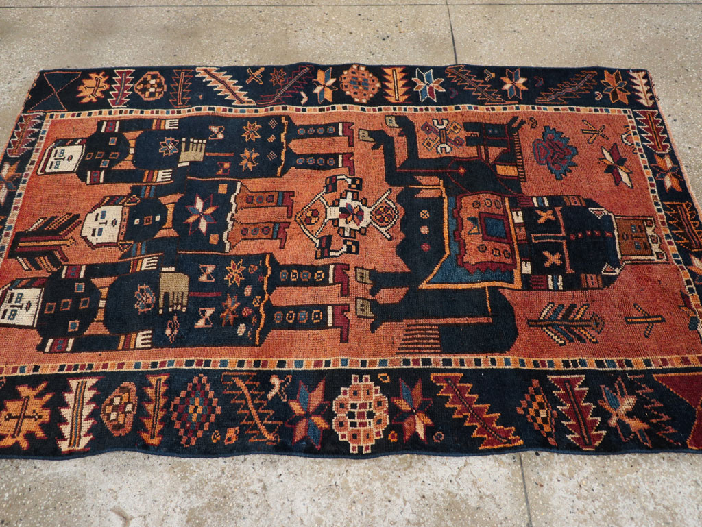 Vintage Persian Bakhtiari Pictorial Rug, No.28369 - Gsblank