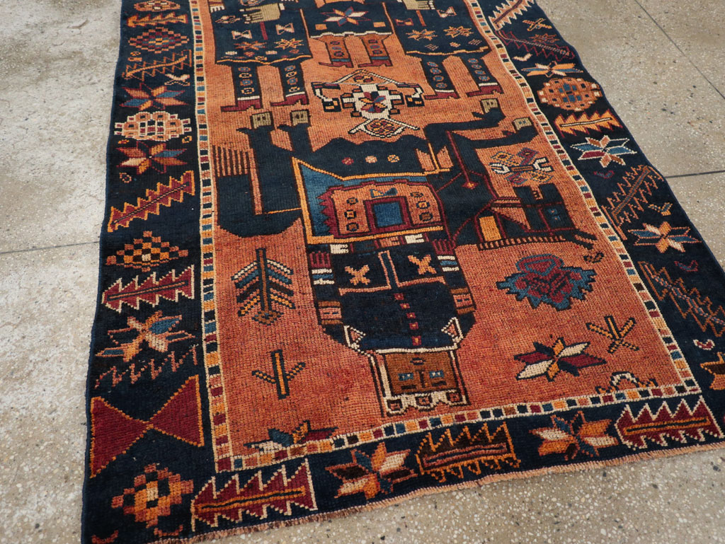 Vintage Persian Bakhtiari Pictorial Rug, No.28369 - Gsblank