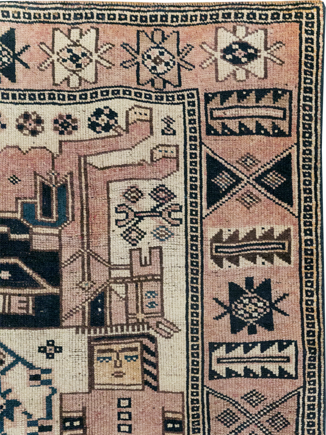 Vintage Persian Bakhtiari Rug, No.28371 - Gsblank