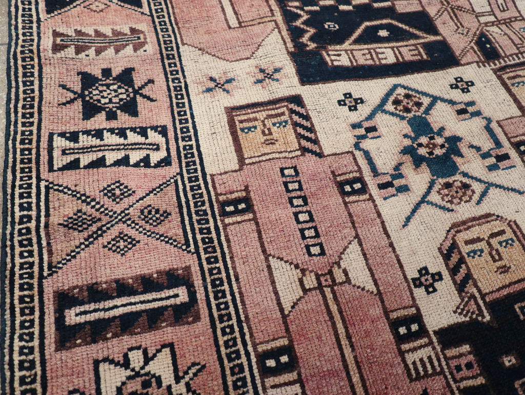 Vintage Persian Bakhtiari Rug, No.28371 - Gsblank