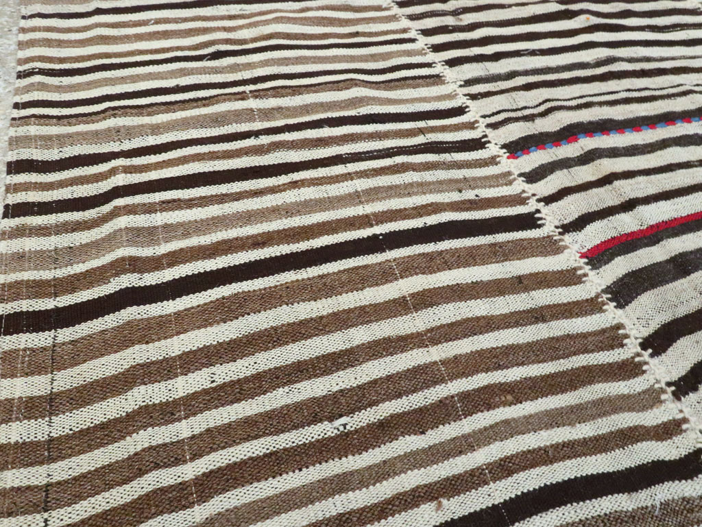 Vintage Persian Flatweave Kilim Accent Rug, No.28379 - Gsblank