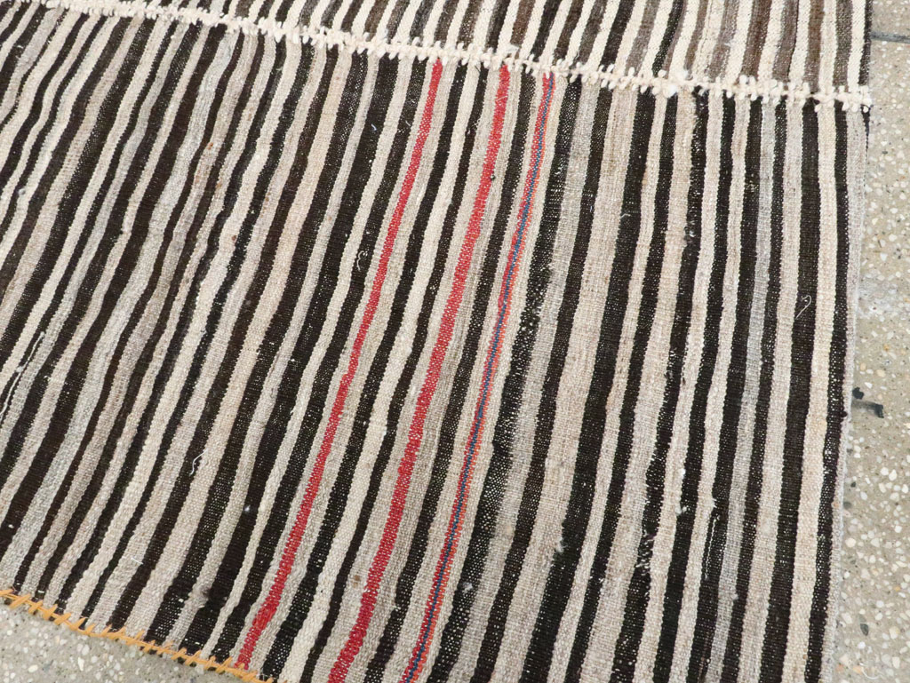 Vintage Persian Flatweave Kilim Accent Rug, No.28387 - Gsblank