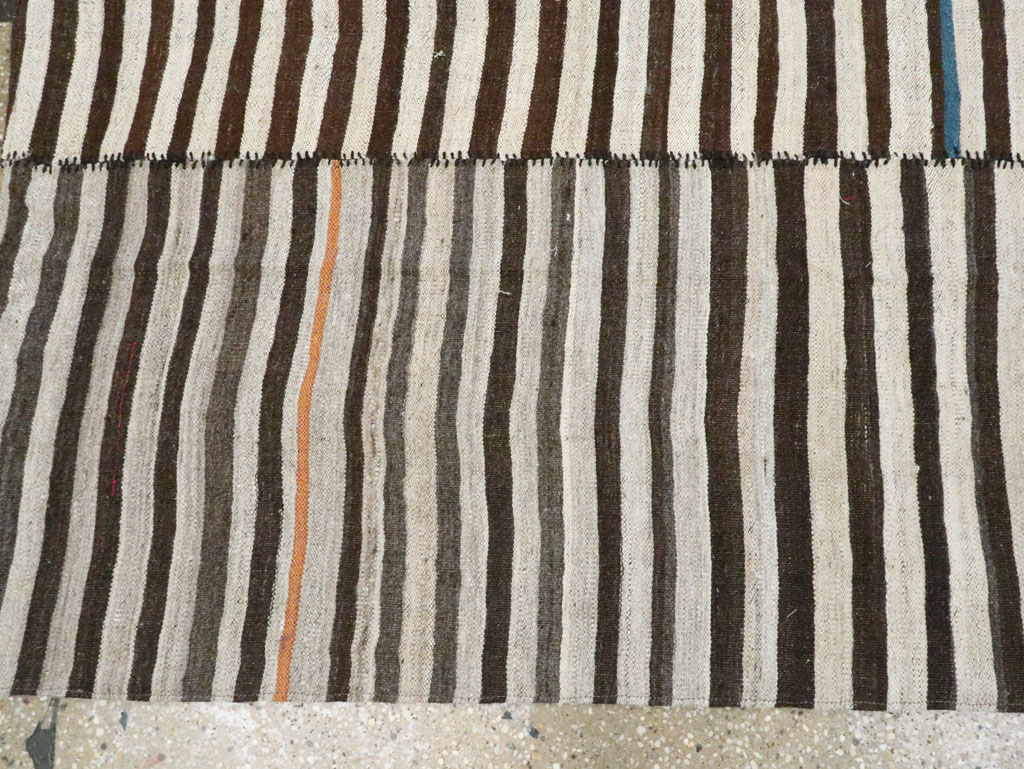 Vintage Persian Flatweave Kilim Accent Rug, No.28395 - Gsblank