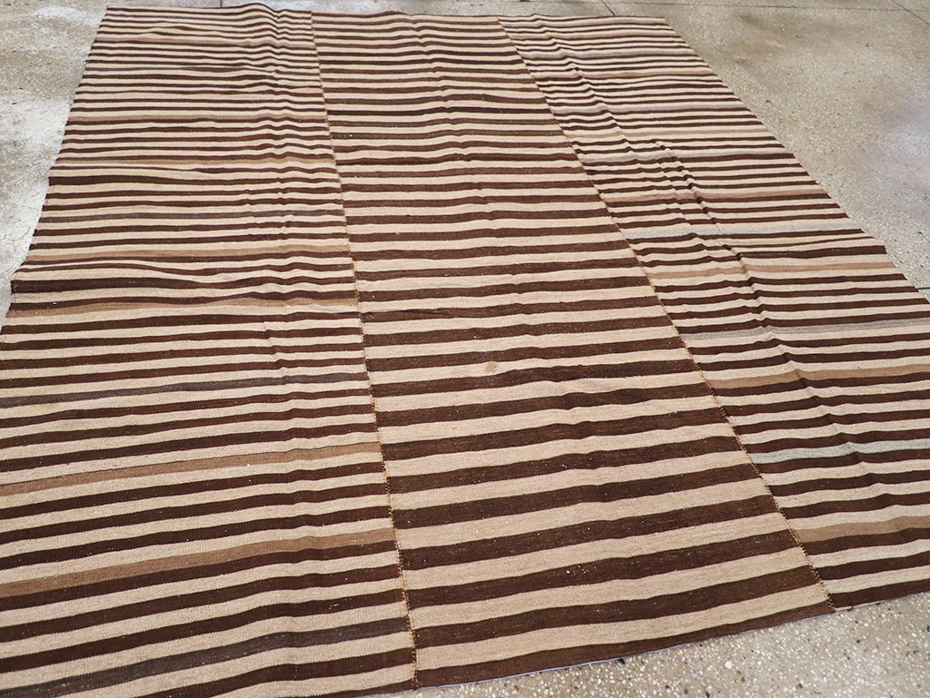 Vintage Persian Flatweave Kilim Accent Rug, No.28396 - Gsblank