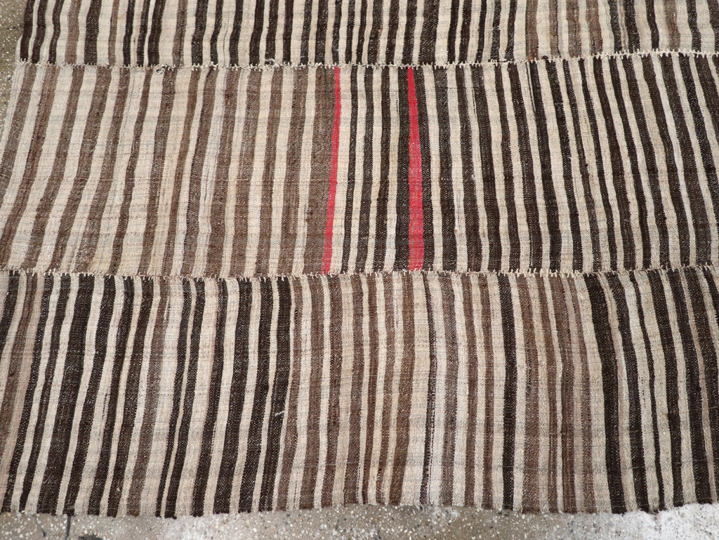 Vintage Persian Flatweave Kilim Accent Carpet, No.28399 - Gsblank