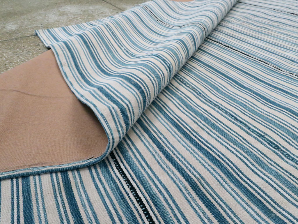 Vintage Persian Flatweave Kilim Square Accent Rug, No.28407 - Gsblank