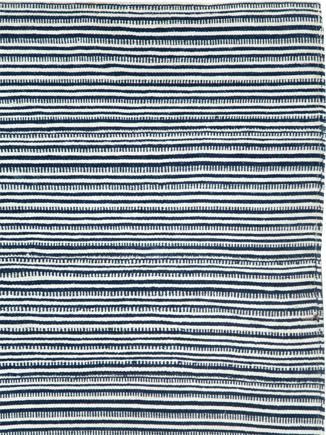 Vintage Persian Flatweave Kilim Square Accent Rug, No.28409 - Gsblank