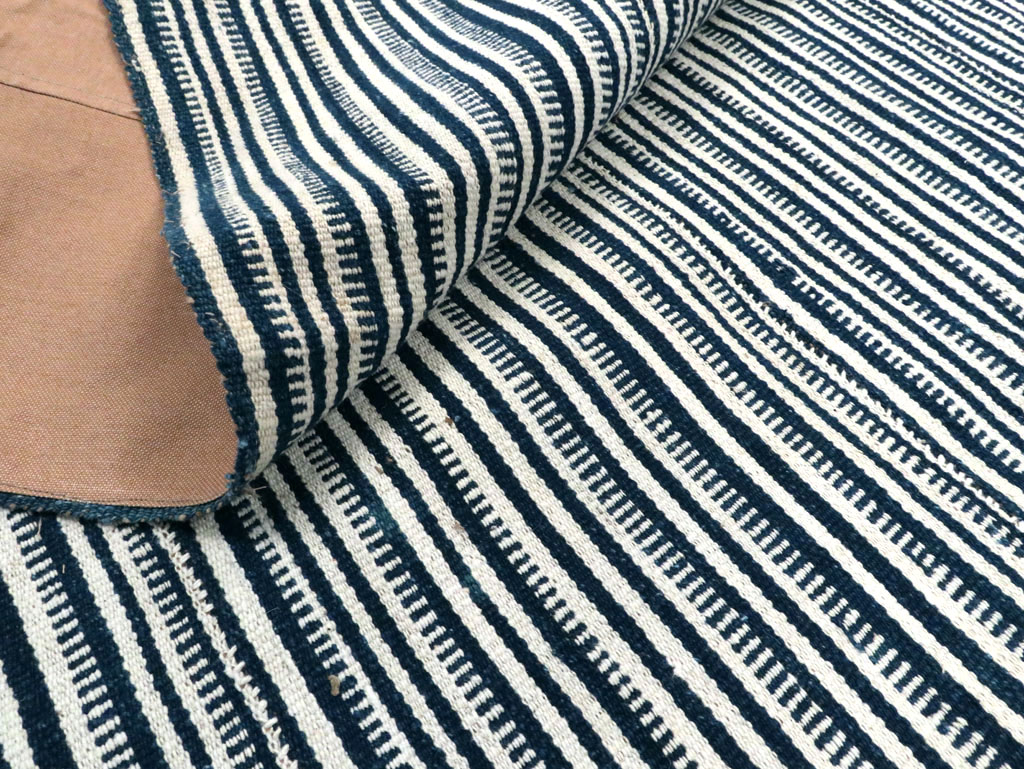 Vintage Persian Flatweave Kilim Square Accent Rug, No.28409 - Gsblank