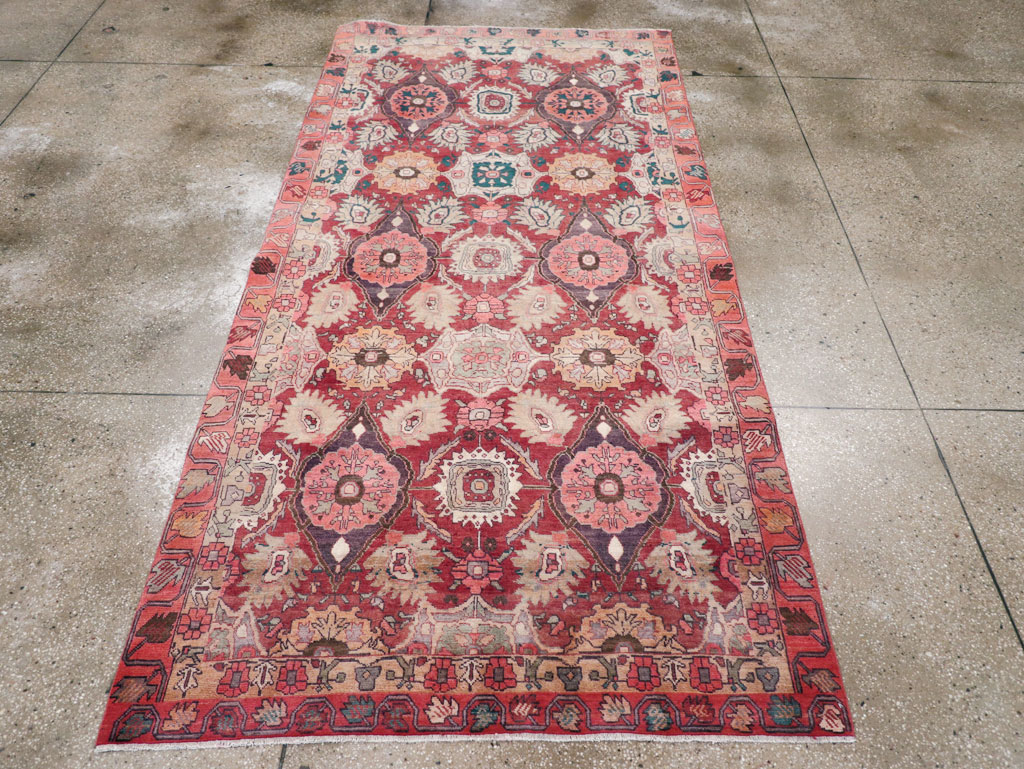 Vintage Northwest Persian Gallery Rug, No.28433 - Gsblank