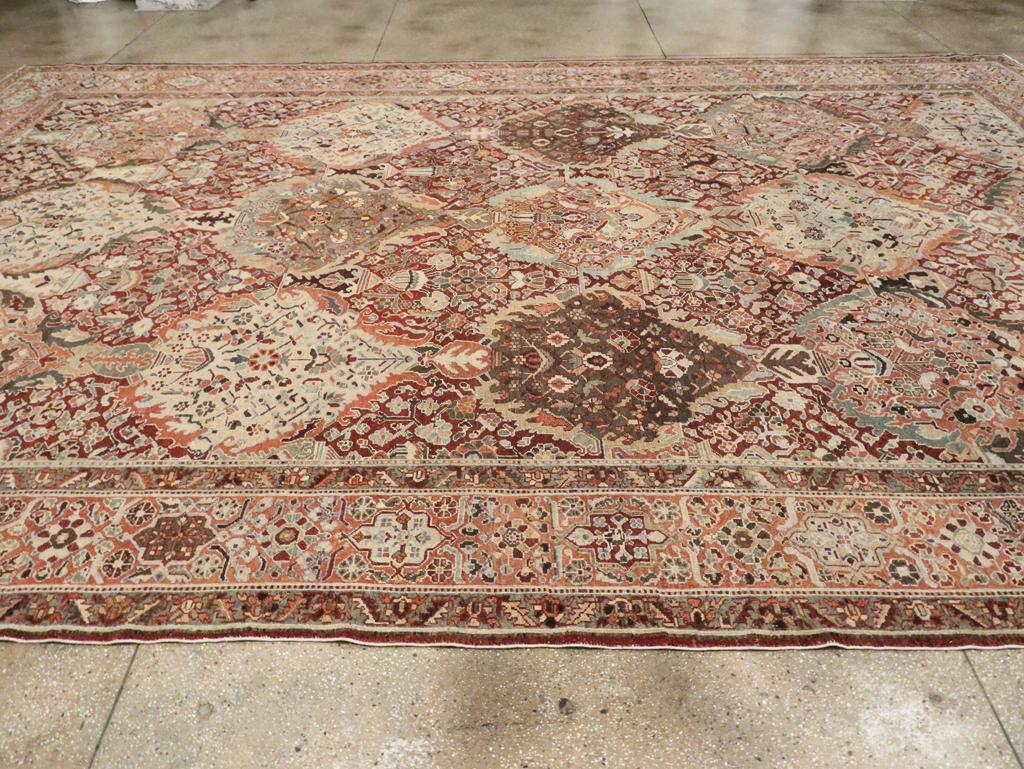 Antique Persian Bakhtiari Oversize Carpet, No.28452 - Gsblank