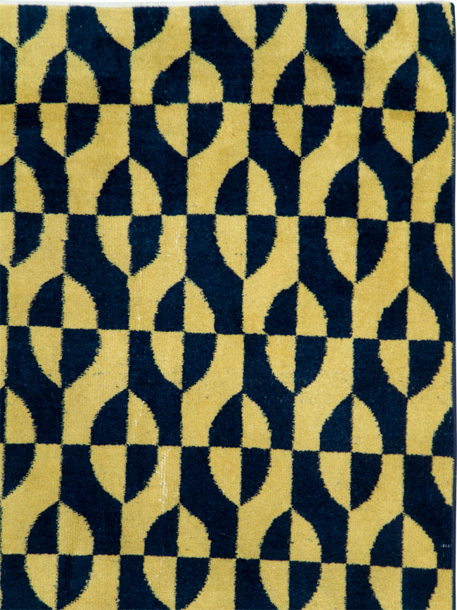 Vintage Anatolian Art Deco Carpet, No.28488 - Gsblank