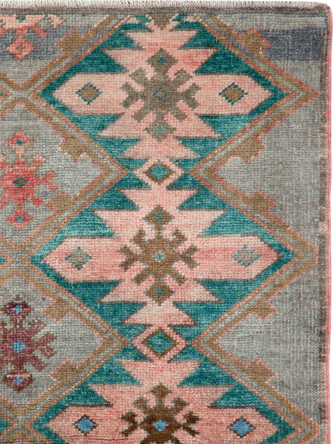 Vintage Anatolian Rug, No.28489 - Gsblank